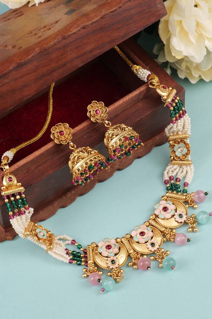   Gold plated indian traditional temple jewellery necklace set with adjustable thread for wo  and girls