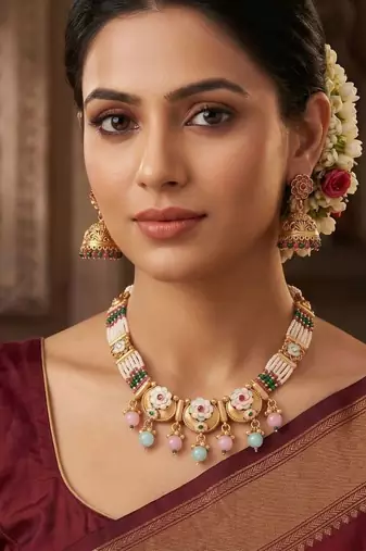   Gold plated indian traditional temple jewellery necklace set with adjustable thread for wo  and girls
