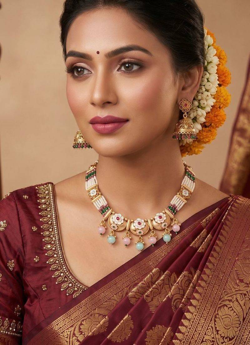   Gold plated indian traditional temple jewellery necklace set with adjustable thread for wo  and girls