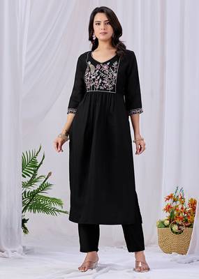 Black embroidered mul cotton kurta pant dupatta set | handwork & floral embroidery 4