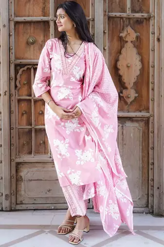 Pastel Pink Floral Printed Kurta Set with Mirror Work Neckline