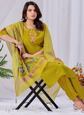 Lime green embroidered roman fabric kurta pant dupatta set 2