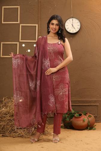 Lin-Cotton Embroidered Suit Set