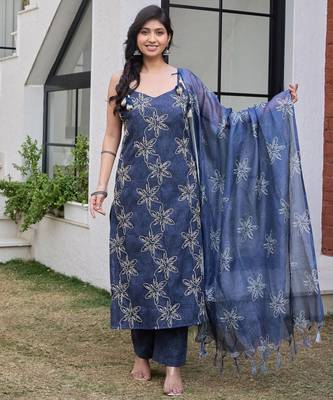 Embroidered Denim-Finish Suit Set 1
