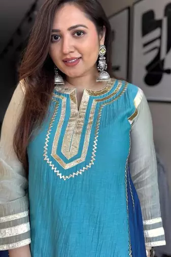 Blue embroidered chinon ethnic kurta pant set