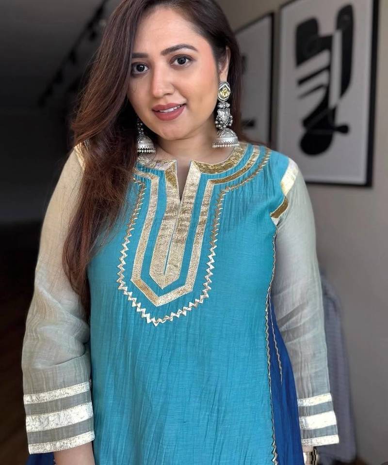 Blue embroidered chinon ethnic kurta pant set