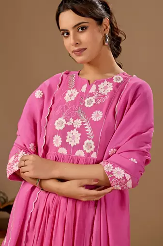Pink embroidered mul cotton kurta pant dupatta set
