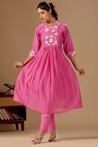 Pink embroidered mul cotton kurta pant dupatta set