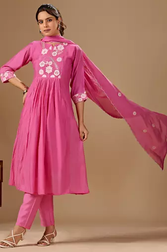 Pink embroidered mul cotton kurta pant dupatta set