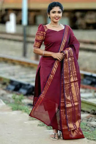 Maroon jacquard weaving kanchi cotton straight kurta dupatta set