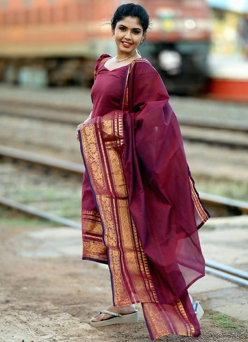 Maroon jacquard weaving kanchi cotton straight kurta dupatta set