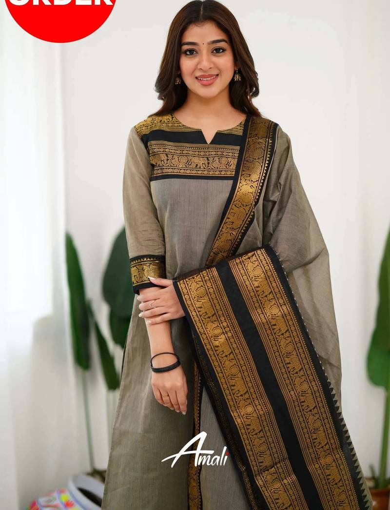 Cream jacquard weaving kanchi cotton straight kurta dupatta set