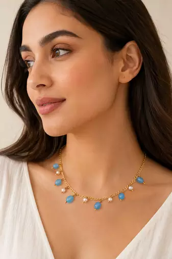 Pearl and blue bead charm necklace, gold-tone chain, dangling drops, women's fashion jewellery