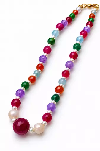 Multicolour pearls and beads maala necklace, faceted stone beads with pearl accents, gold-tone clasp