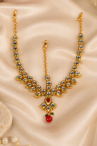 Royal Ruby Kundan Passa Matha Patti
