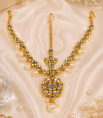 Pearl floral kundan passa matha patti