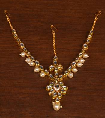 Pearl leaf kundan passa matha patti 3