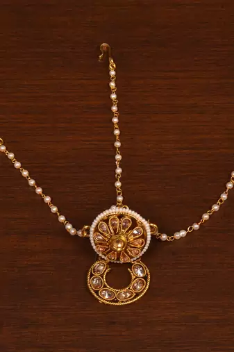 Chandrika floral kundan pearl matha patti