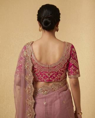 Dusty pink embroidered net designer saree with designer rani pink blouse fabric 4