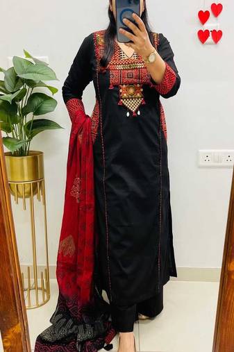 Floral embroidered pure cotton v neck kurta trouser & dupatta set