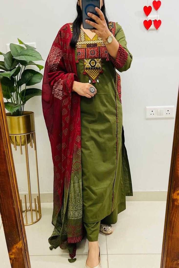Floral embroidered pure cotton v neck kurta trouser & dupatta set