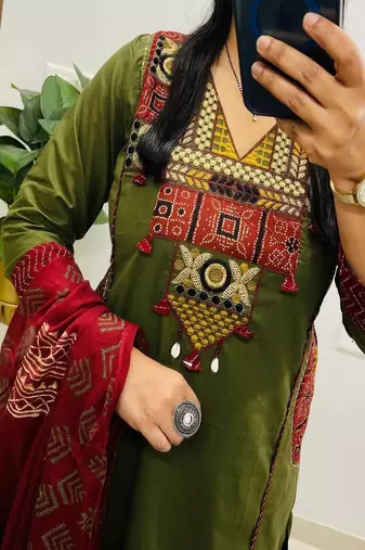 Floral embroidered pure cotton v neck kurta trouser & dupatta set