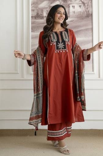 Floral embroidered pure cotton round neck kurta trouser & dupatta set