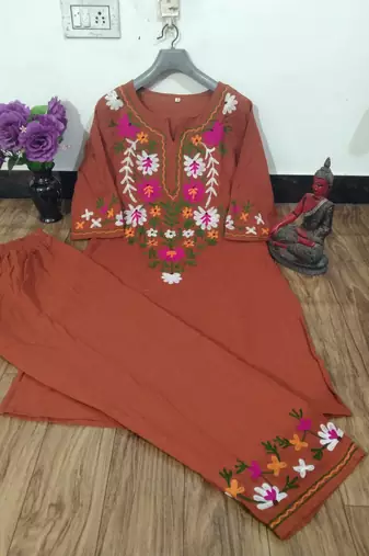 WOMEN COTTON SLAB HAND EMBROIDERY STRAIGHT KURTA WITH PANT 