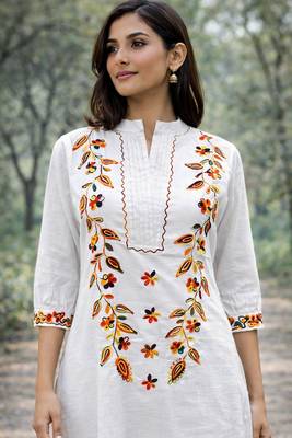 WOMEN COTTON HAND EMBRODERY STRAIGHT KURTA WITH PANT  2