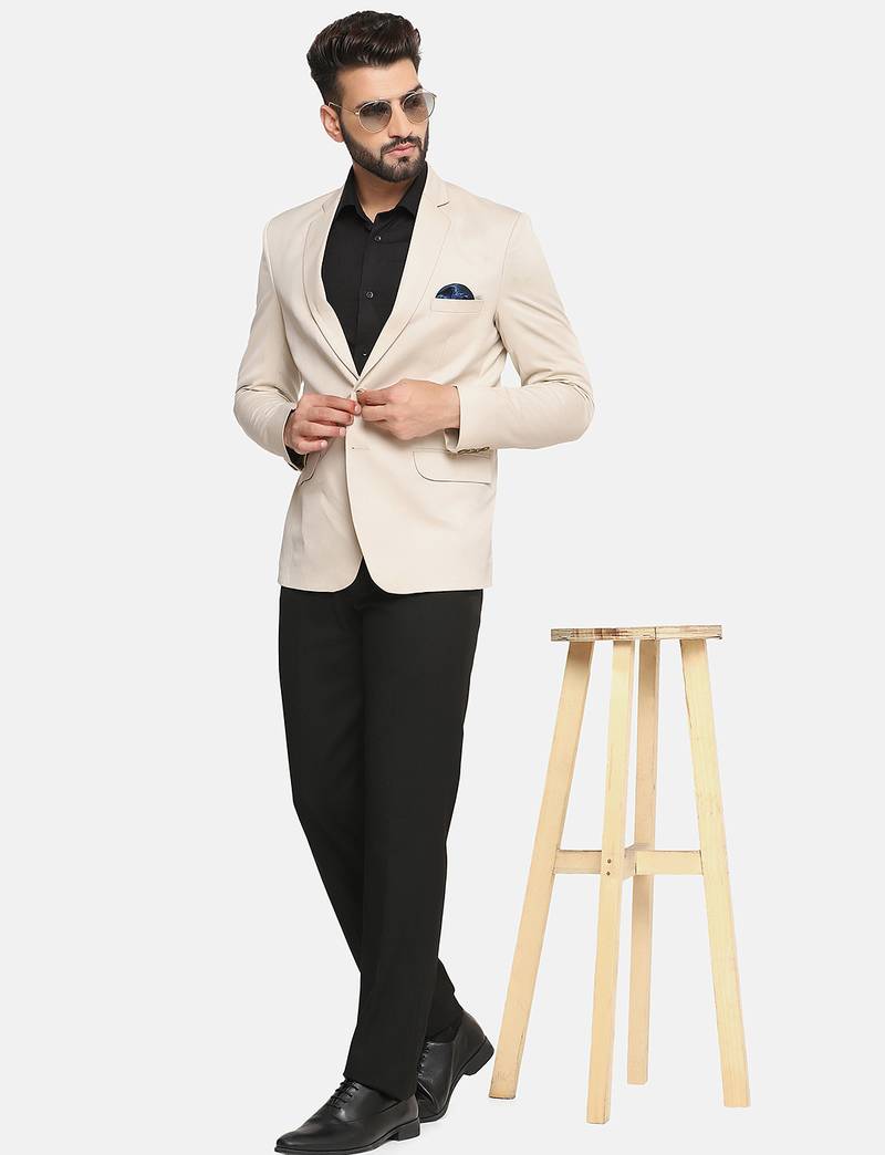 Mens beige notched lapel suit with hanky
