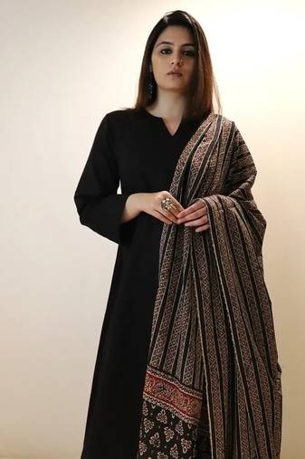 Women's Gorgeous Solid Viscose Chanderi Fabric Straight Kurta Pant and Dupatta Set