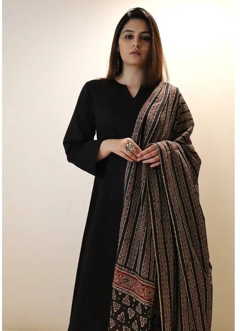 Women's Gorgeous Solid Viscose Chanderi Fabric Straight Kurta Pant and Dupatta Set