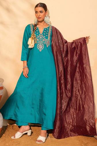 Women's Gorgeous Embroidery Work Silk Slub Fabric Flared Kurta Pant and Dupatta Set
