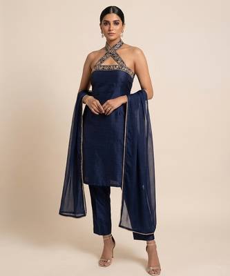 Navy blue embroidered silk kurta set 1
