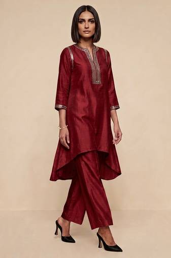 Burgundy embroidered raw silk kurta set