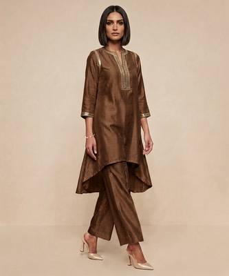 Brown embroidered raw silk kurta set 1
