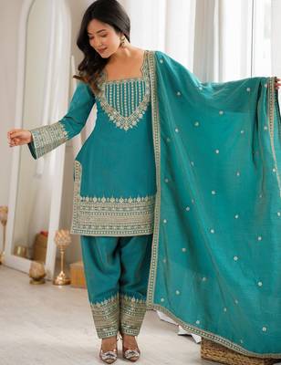 Turquoise vichitra silk kurta set with sequins jari embroidery dupatta 2