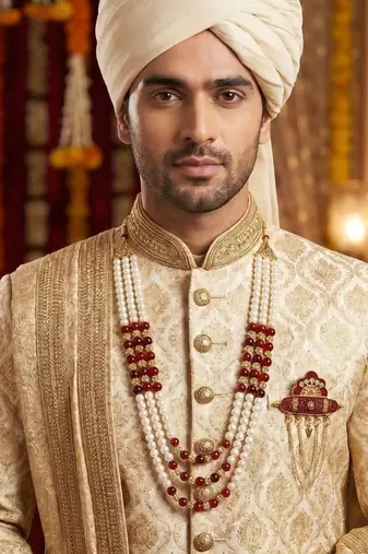 Groom mala and brooch set