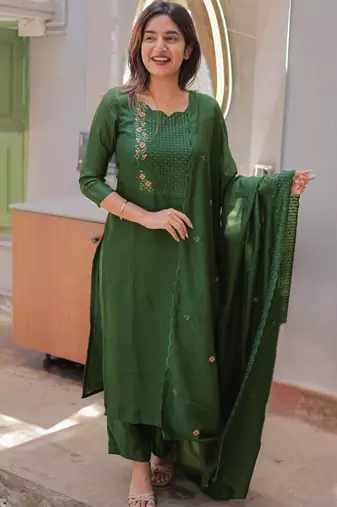Green embroidered work kanchi cotton kurta set for women