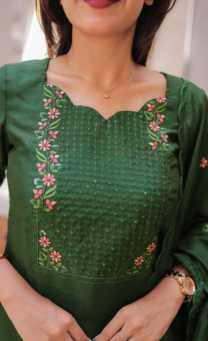 Green embroidered work kanchi cotton kurta set for women