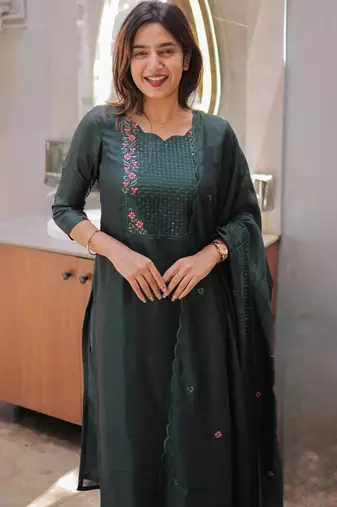 Dark-green embroidered work kanchi cotton kurta set for women