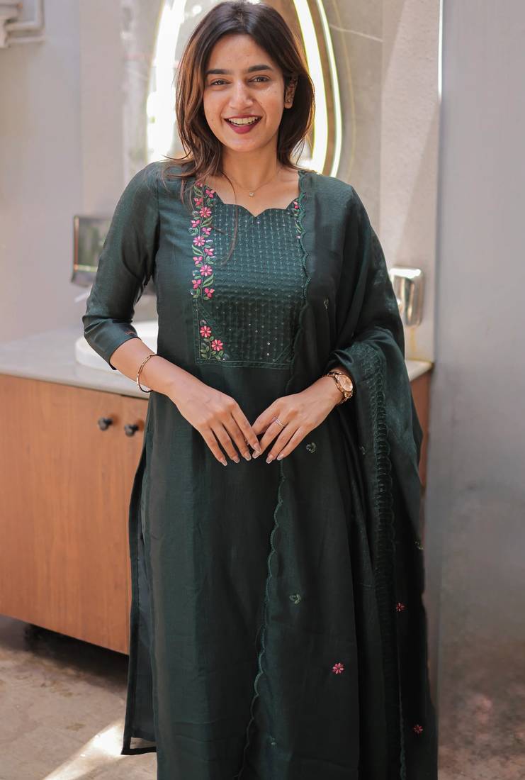 Dark-green embroidered work kanchi cotton kurta set for women