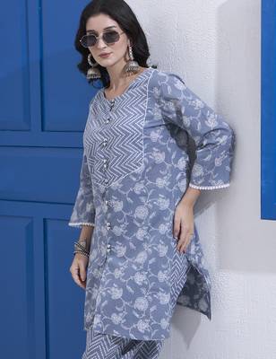 Grey floral printed cotton stitched co-ord set with pants for women 5