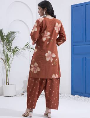 Brown floral printed cotton stitched co-ord set with pants for women 3