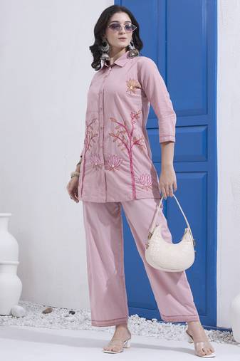 Mauve kantha embroidered cotton co-ord set with pant for women