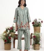 Green floral printed cotton stitched co-ord set with pants for women