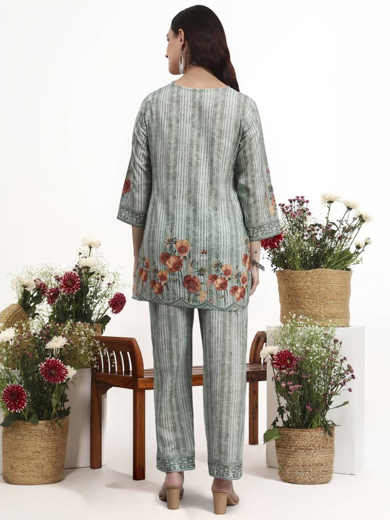 Green floral printed cotton stitched co-ord set with pants for women