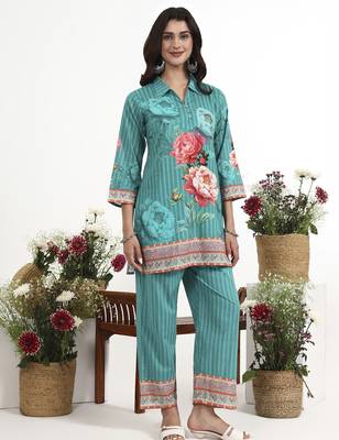 Turquoise floral printed cotton stitched co-ord set with pants for women 1