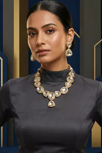 Aarika polki statement necklace set with matching earrings