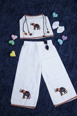Little gaj cambric cotton girls co-ord set with elephant patch & bow gift 2